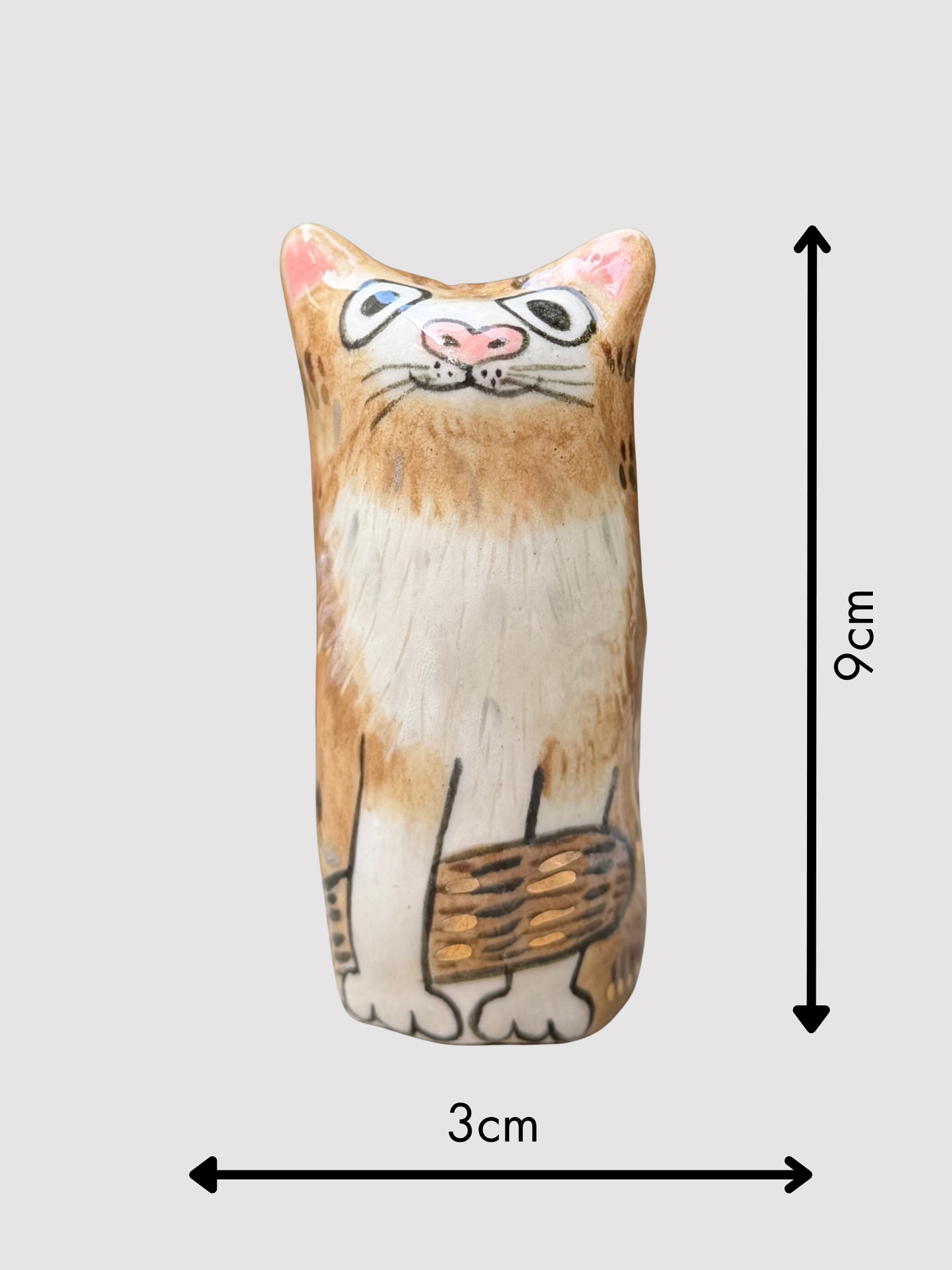 Yuki Tabby Blob – Princess of laps with gold (small)