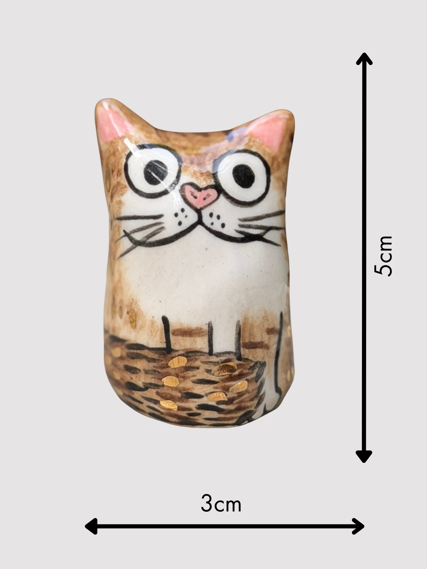 Tiny Tabby Blob – The Sass Master with gold (Extra Extra small)