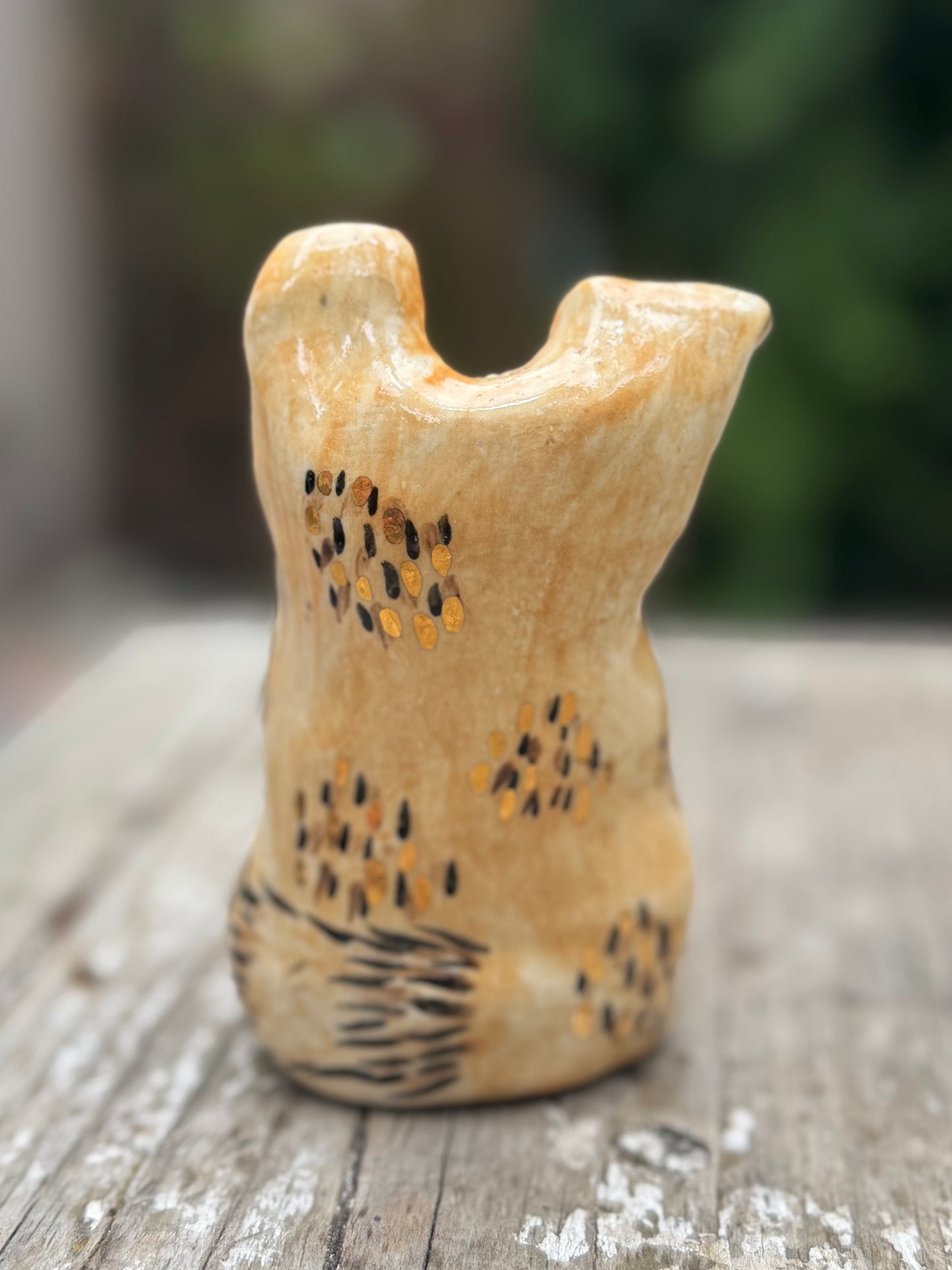 Large Roux Blob – The Carrot-Loving Lazy Brak Blob with Gold