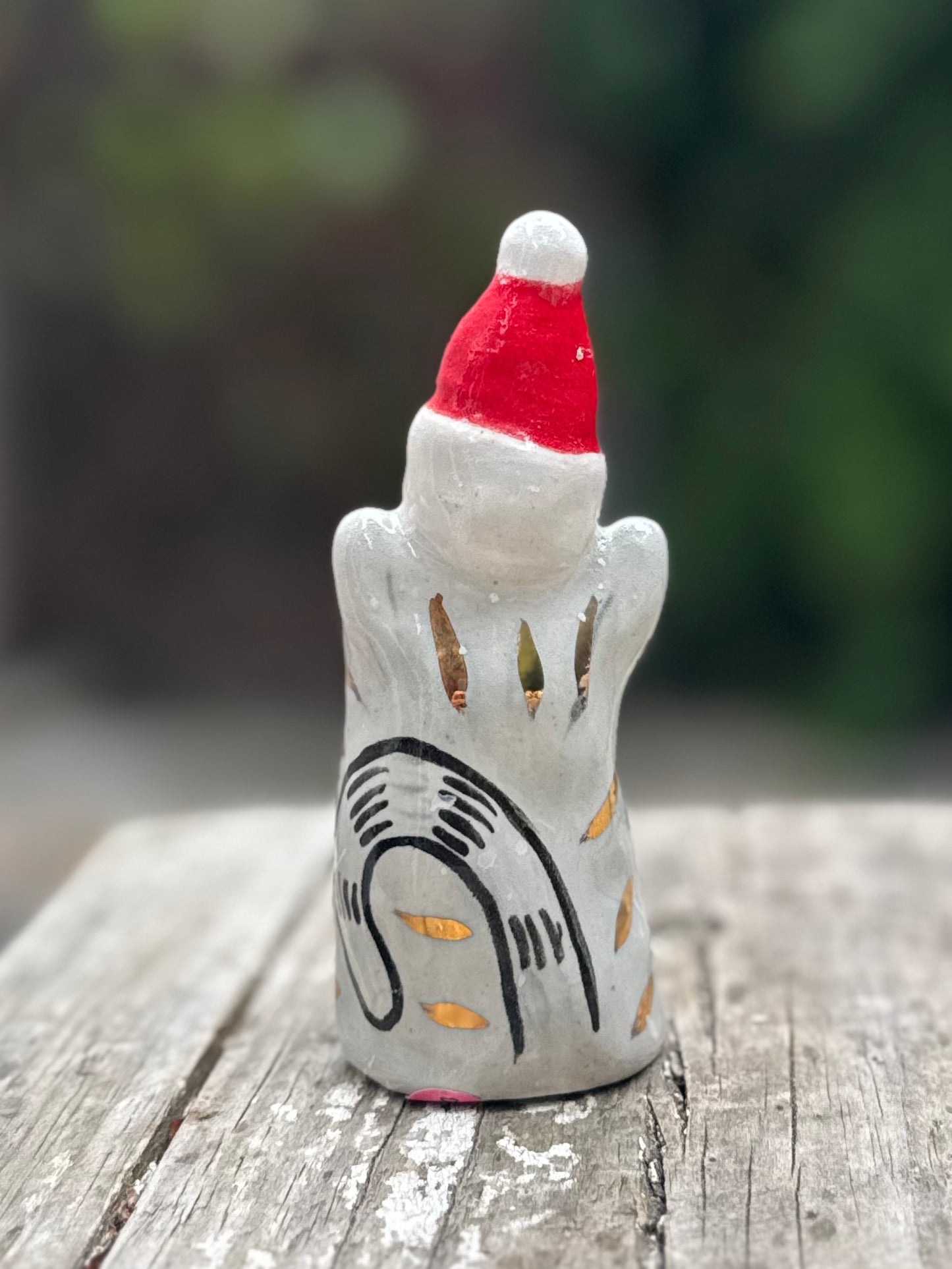 Small Klaus Blob – Christmas Hat Mouse Cat with Gold (Limited Edition)