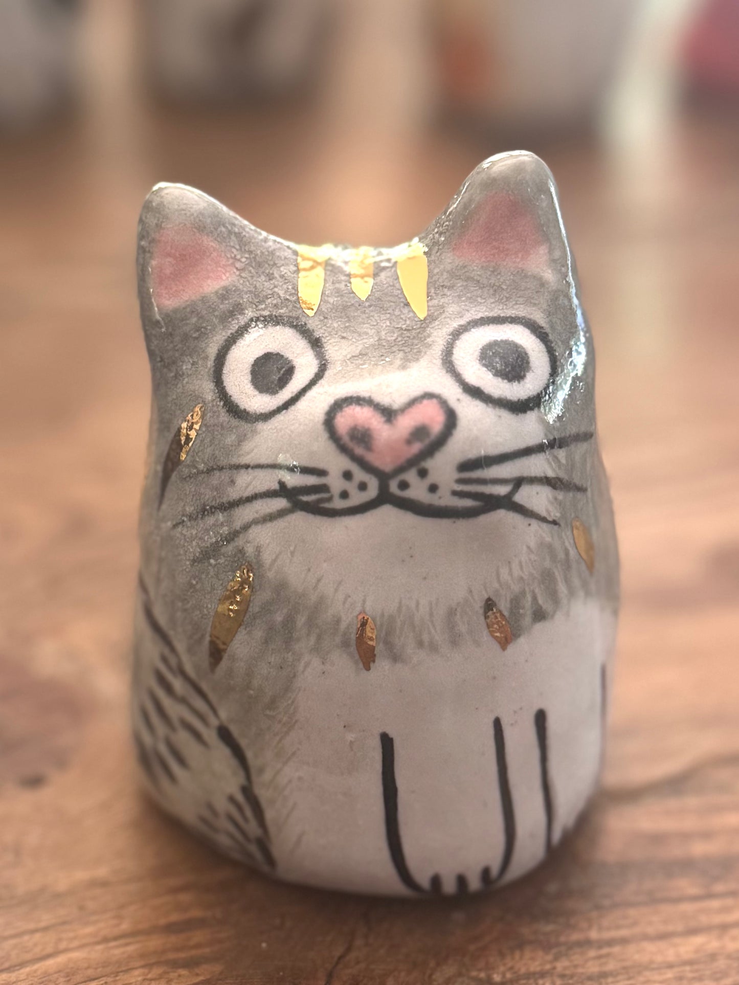 Medium Klaus Blob - Cheeky floof Blob with gold