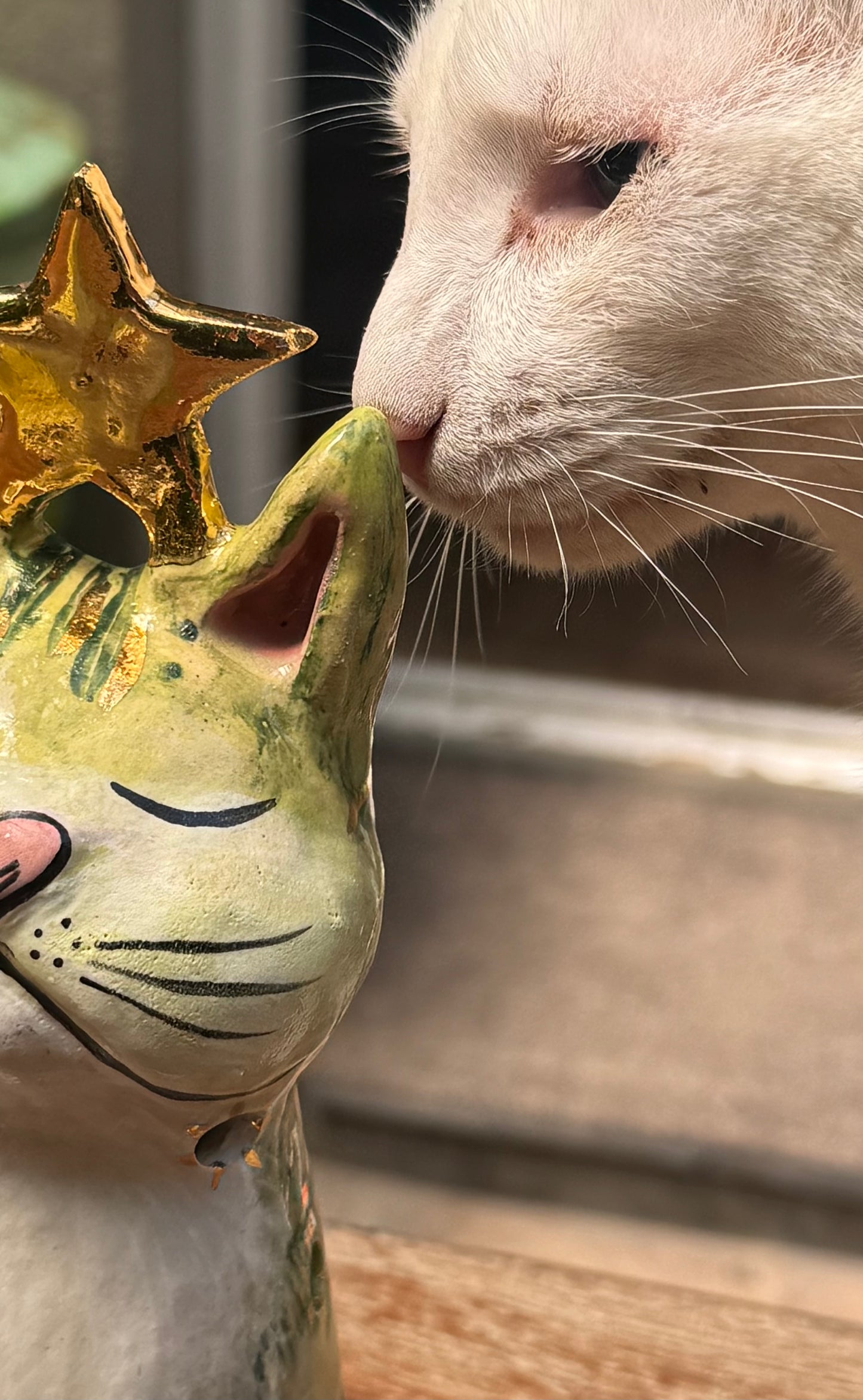 Medium Christmas Cat Tree – Klaus Edition with Gold (Limited Edition)