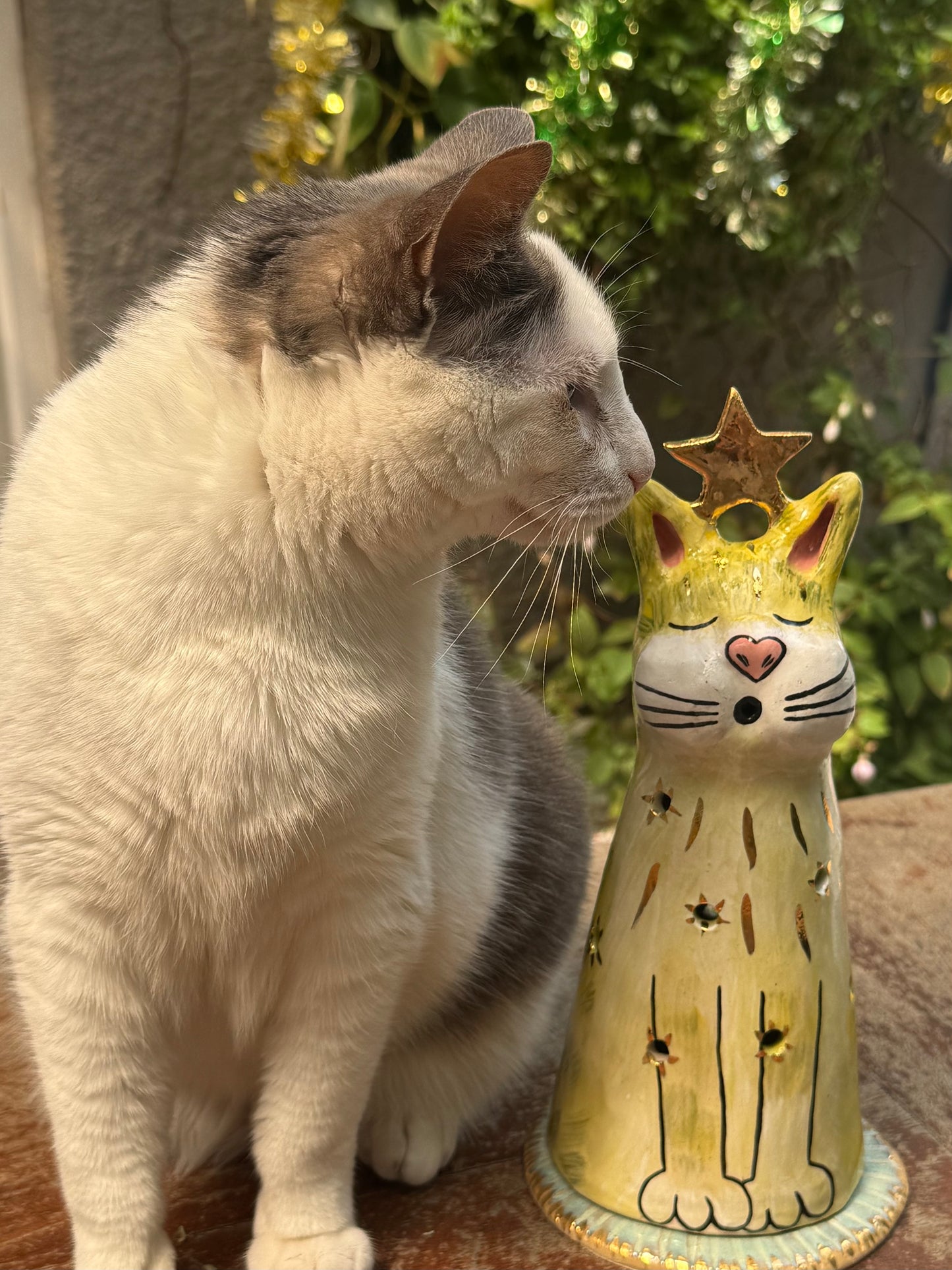 Large Christmas Cat Tree – Klaus Edition with Gold (Limited Edition)