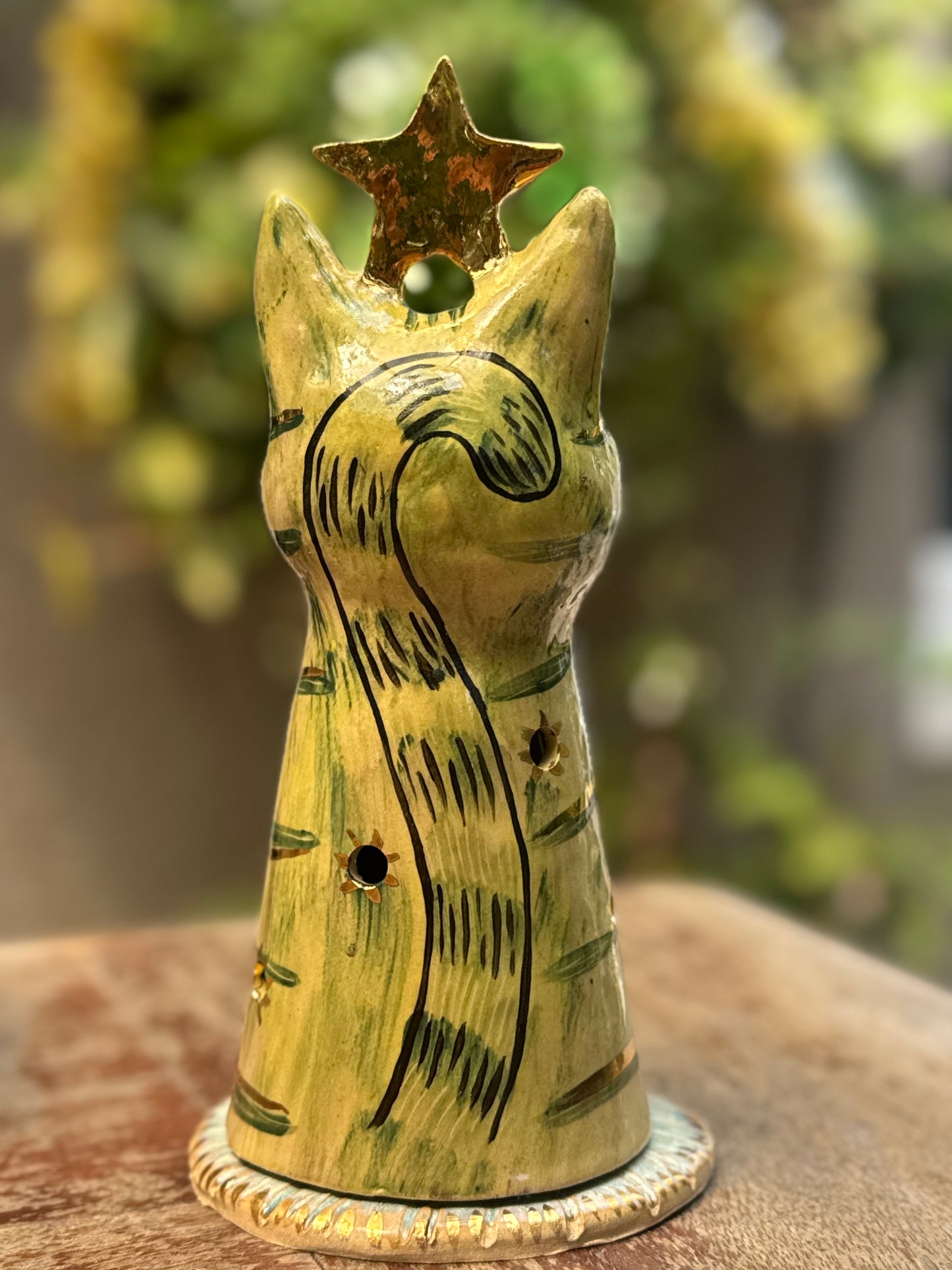 Medium Christmas Cat Tree – Klaus Edition with Gold (Limited Edition)