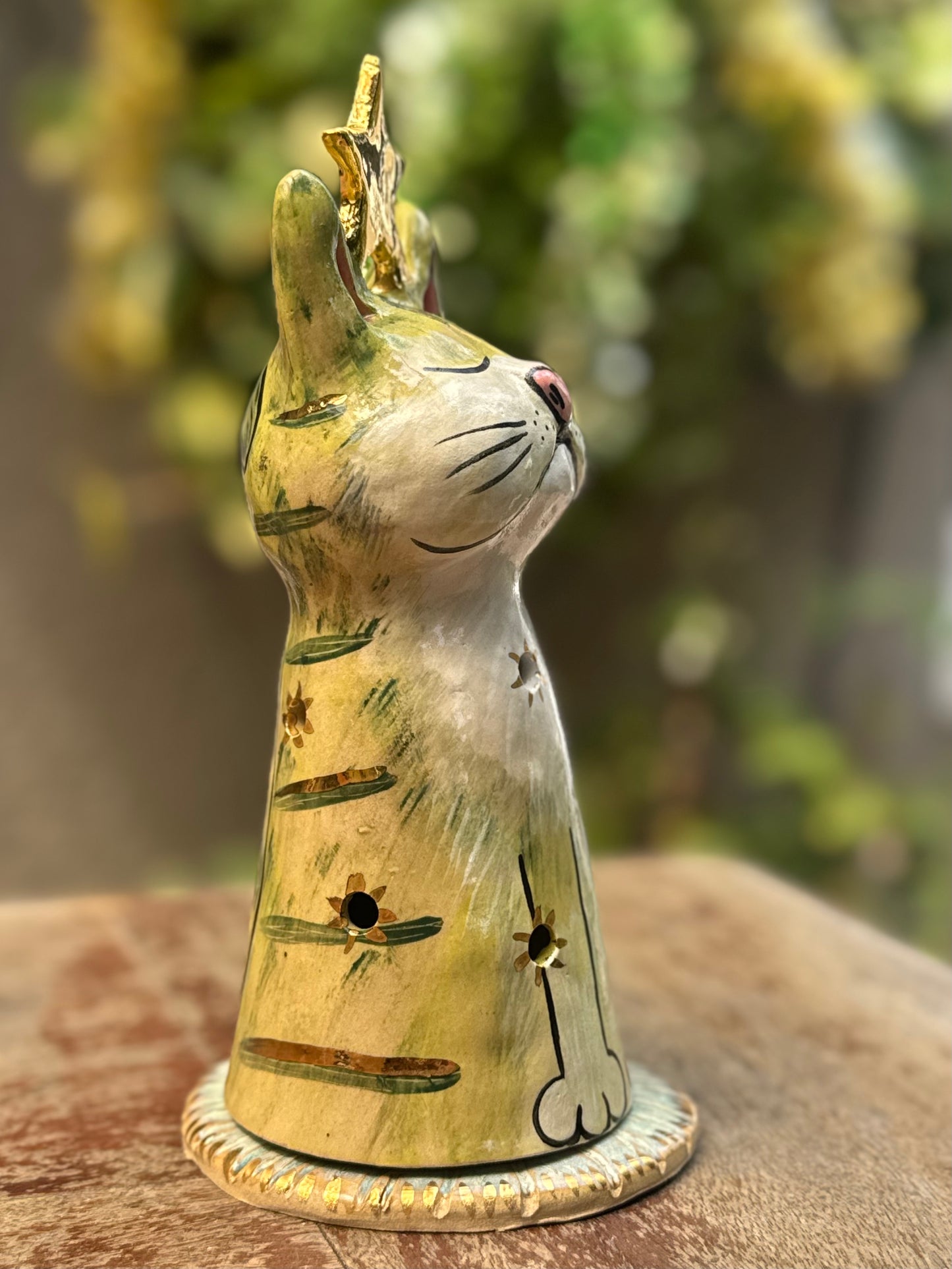 Medium Christmas Cat Tree – Klaus Edition with Gold (Limited Edition)