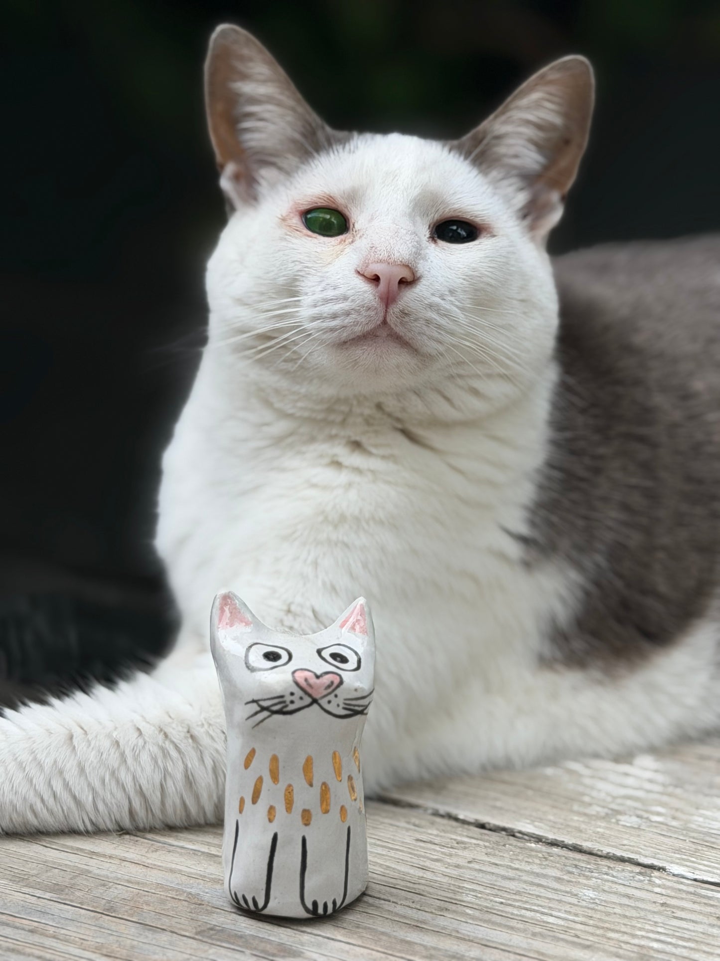 Small Klaus Blob -  Smiling Love Blob with gold