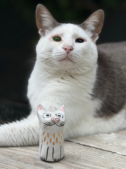 Small Klaus Blob -  Smiling Love Blob with gold