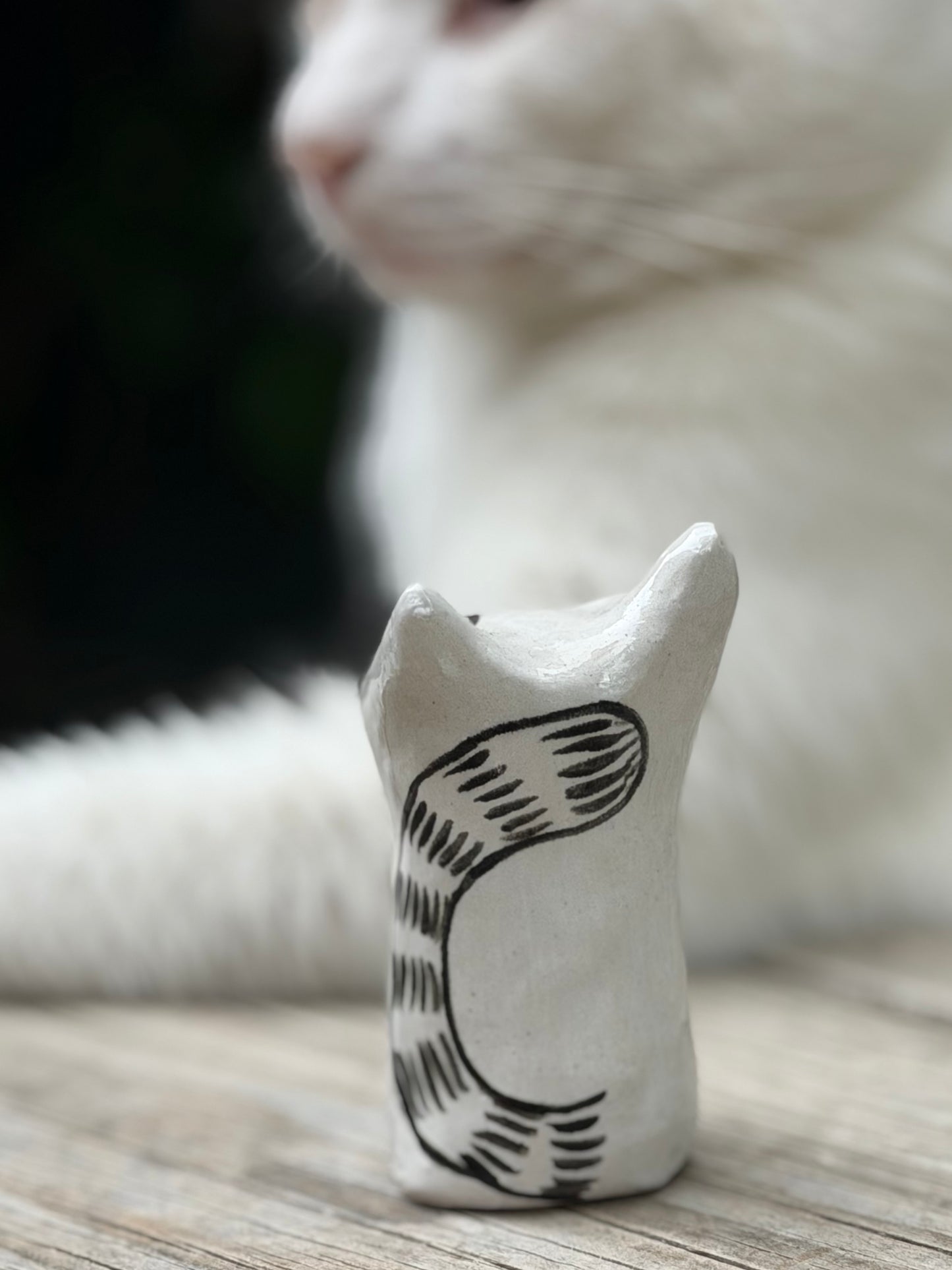 Small Klaus Blob -  Smiling Love Blob with gold