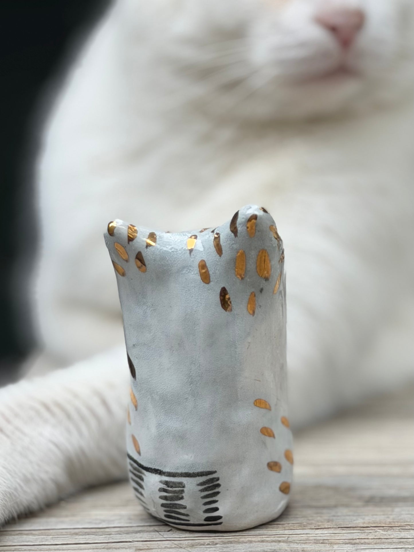 Medium Klaus Blob - Fancy pants Blob with gold