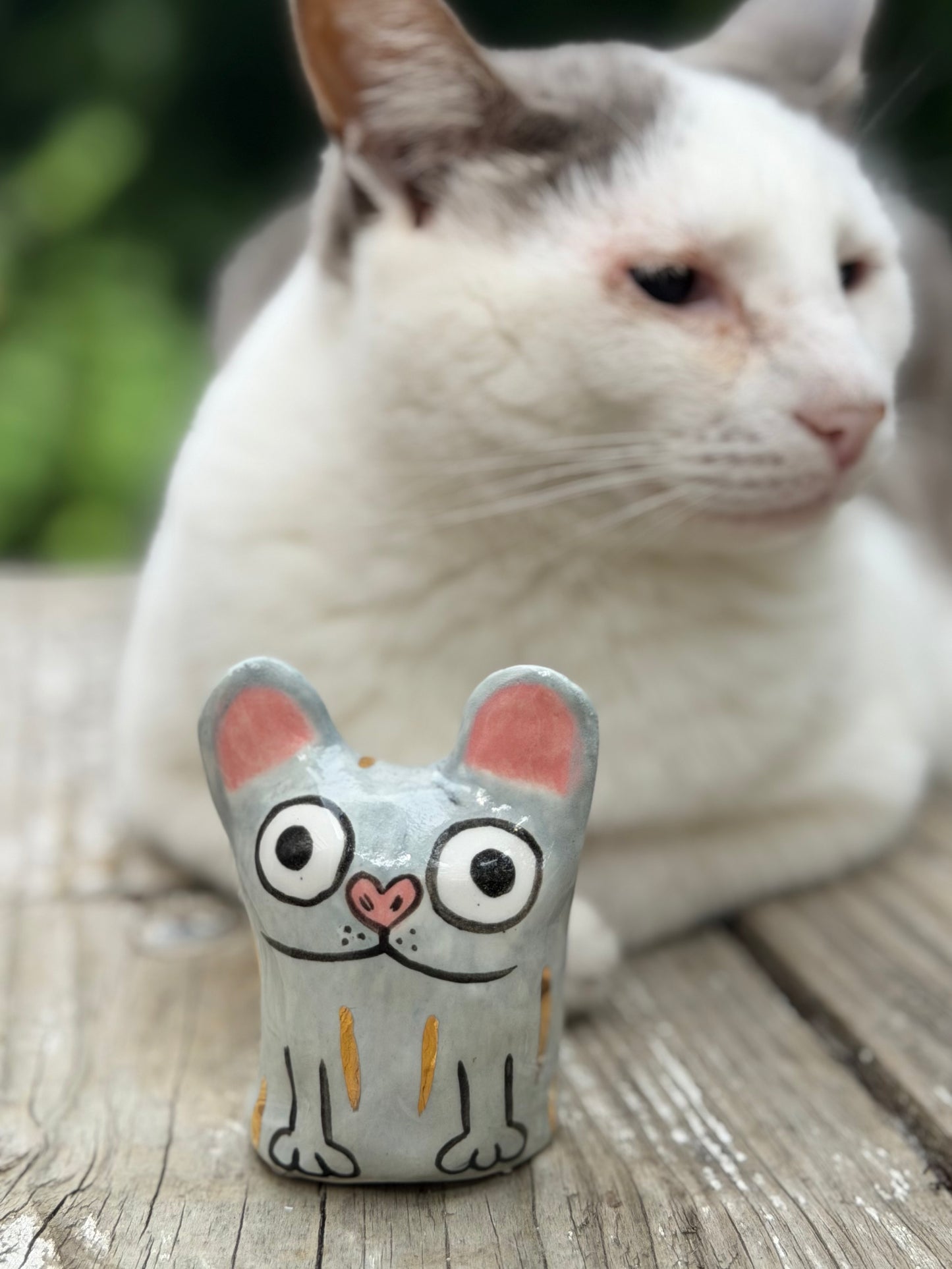 Small Roux Blob – Grey Frenchie Blob with gold