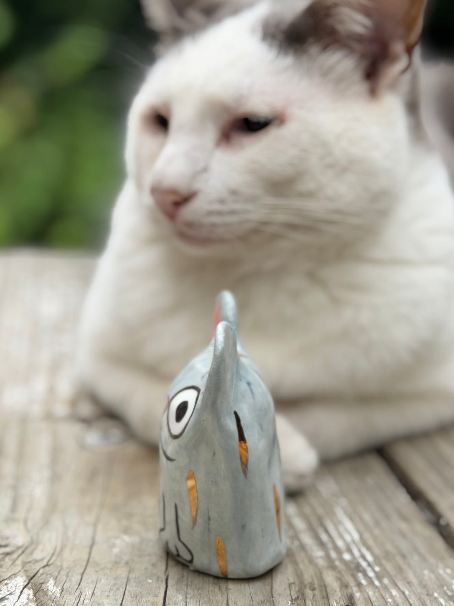 Small Roux Blob – Grey Frenchie Blob with gold