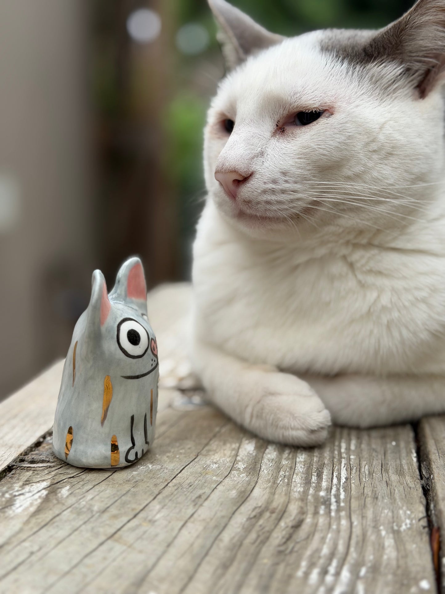 Small Roux Blob – Grey Frenchie Blob with gold