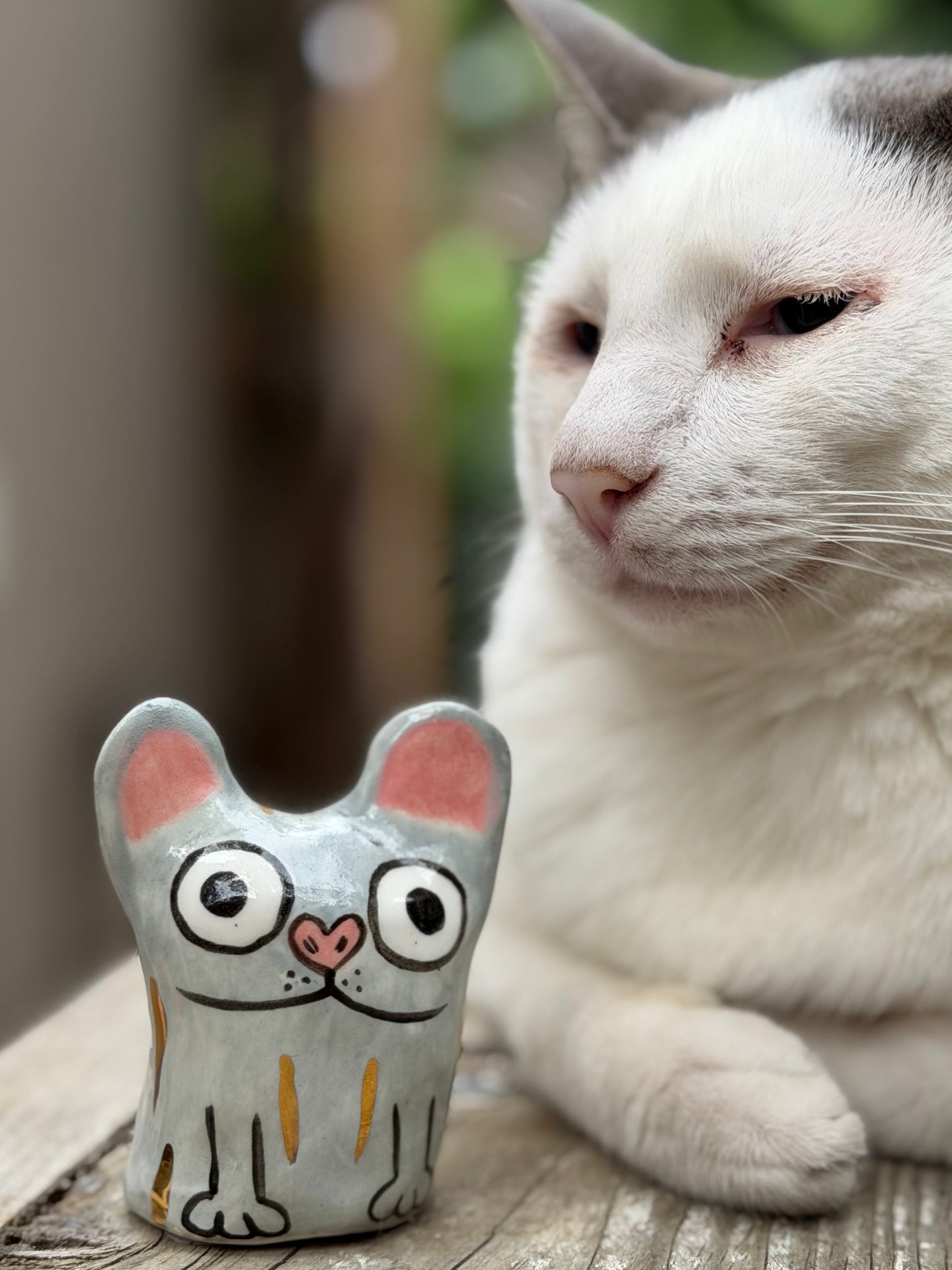 Small Roux Blob – Grey Frenchie Blob with gold