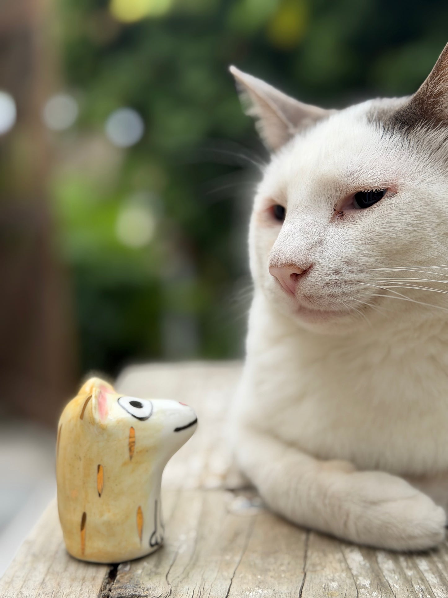 Small Roux Blob – Tiny Ears Blob Dog with Gold