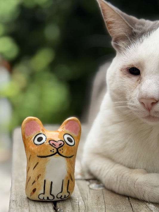 Small Roux Blob – Cream Frenchie Blob with gold