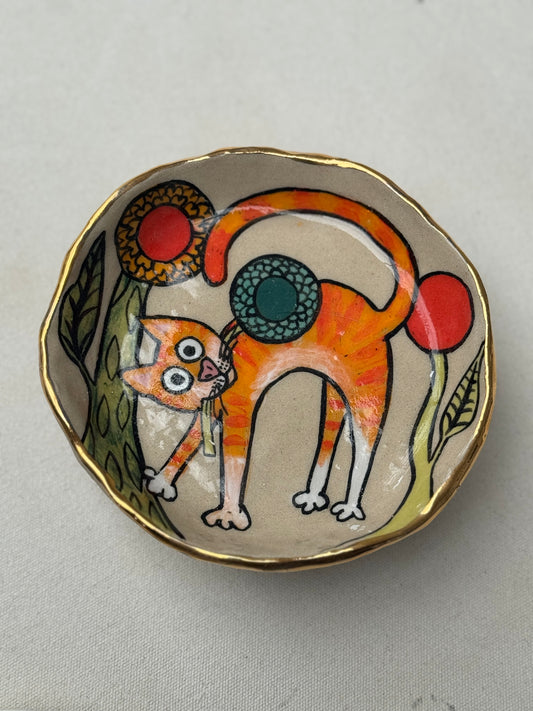 Whisker Dish - Ginger arch (Large)