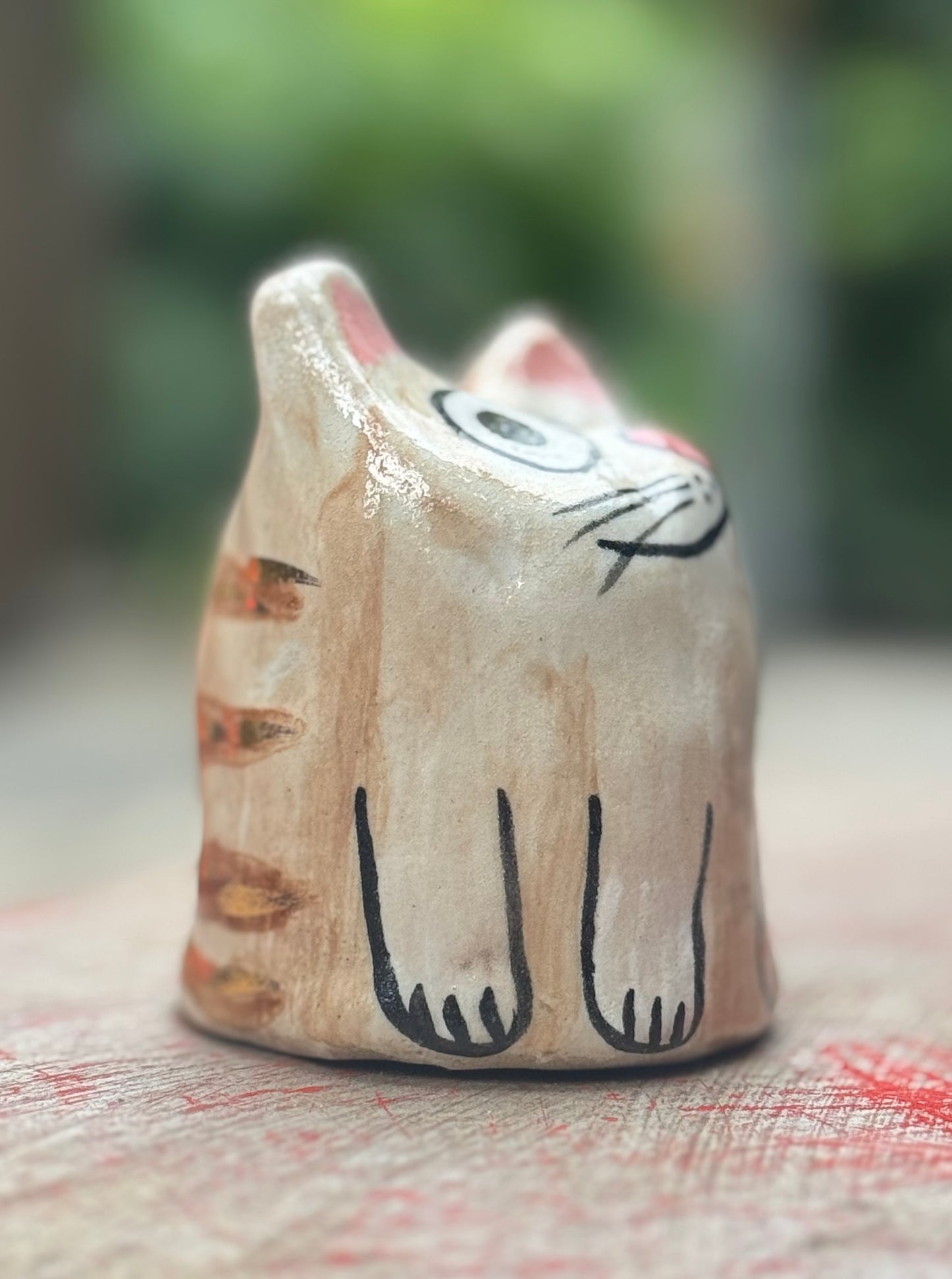 Yuki Blob – Lazy Lounger Tabby Blob with Gold  (Medium)