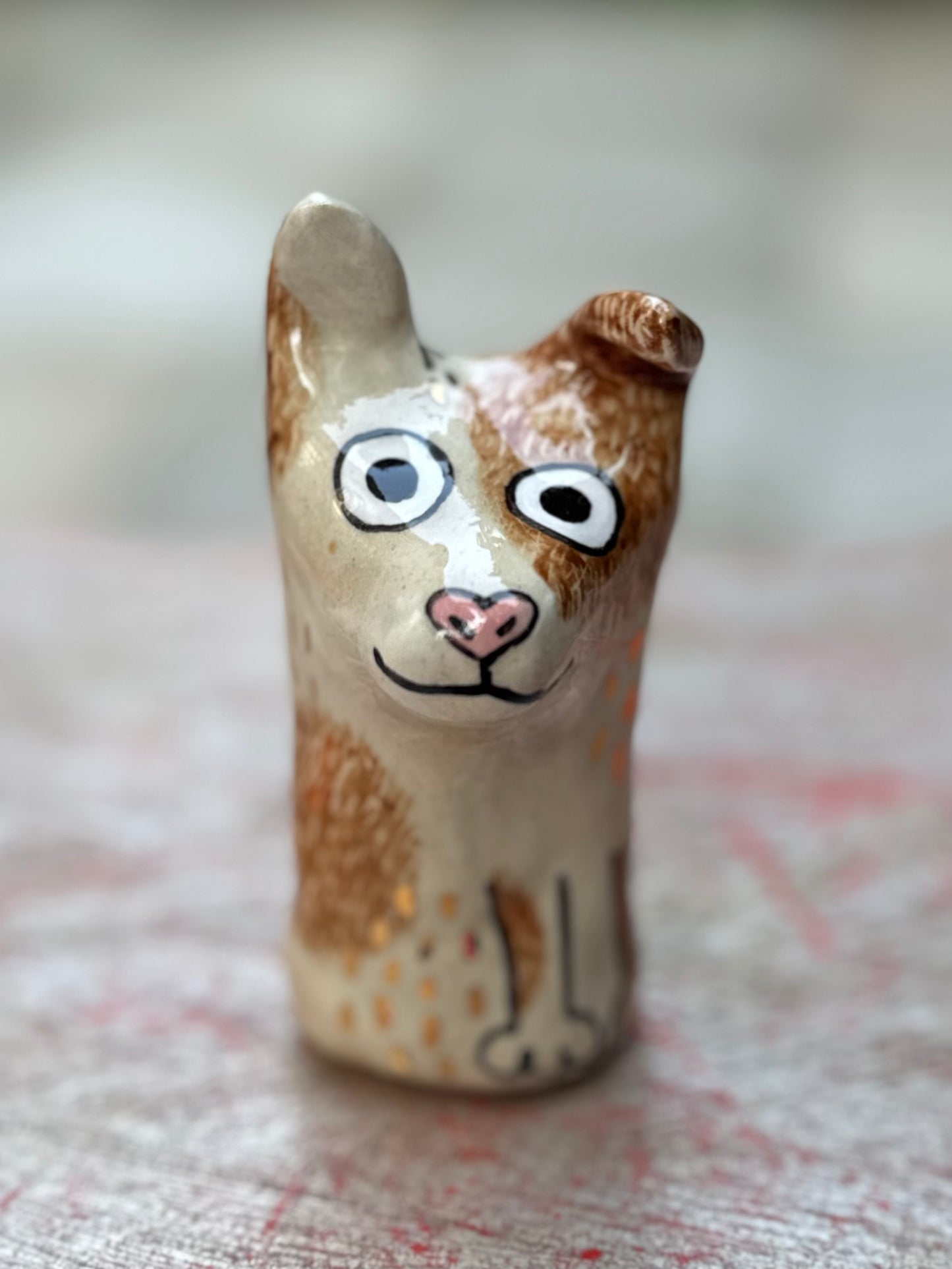 Roux Blob – The Nosey Neighbour Blob with Gold (Medium)