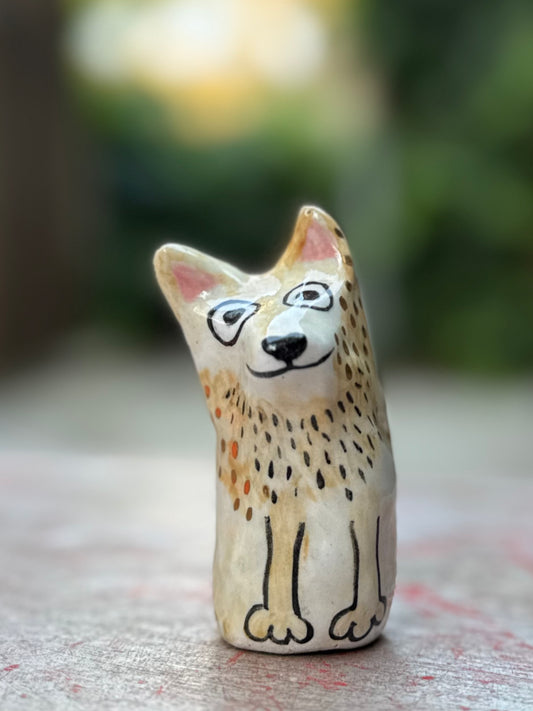 Roux Blob – The Curious Little Blob Dog with Gold (Small)