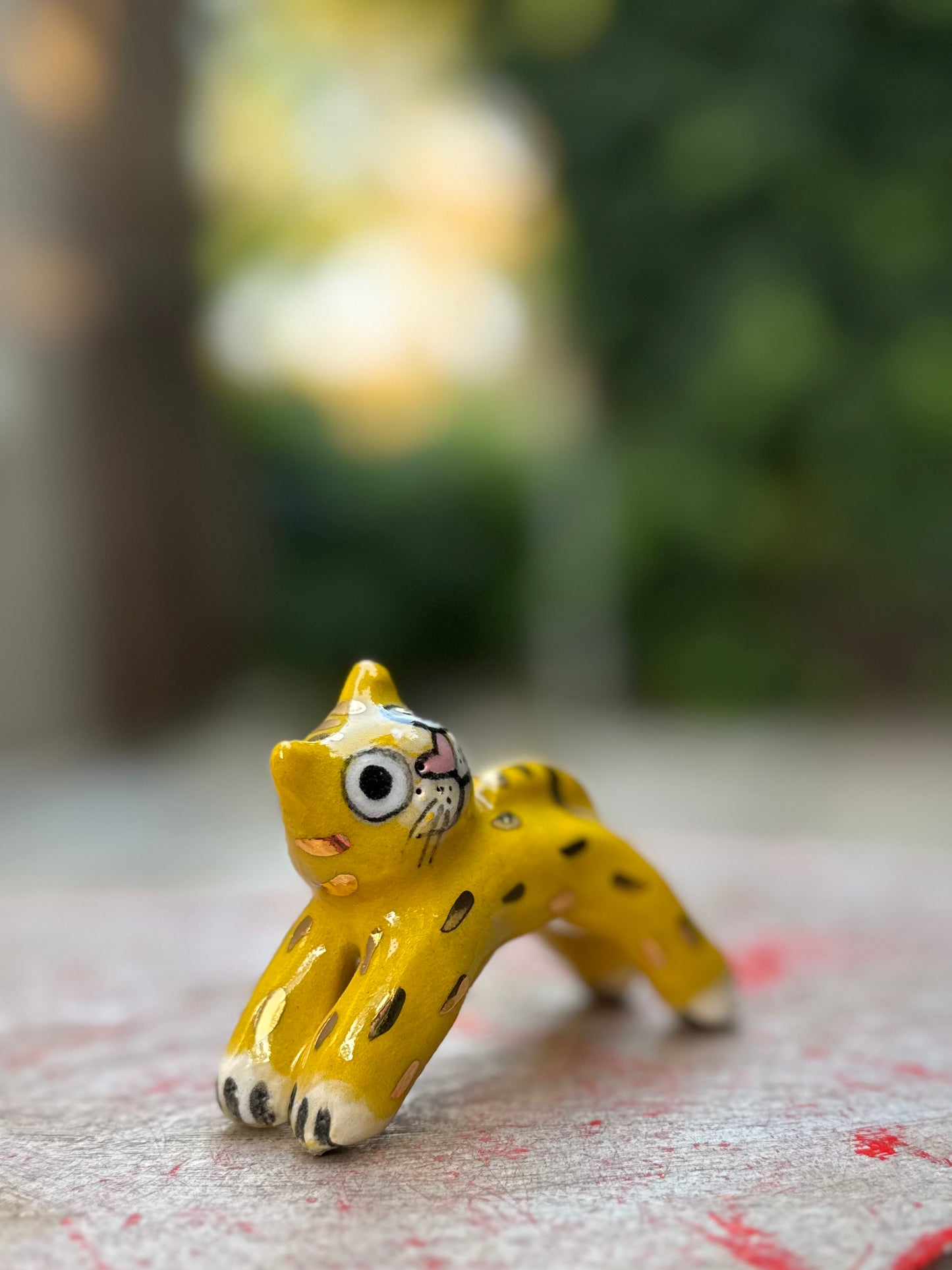 Rainbow Arch Cat – Sunny Yellow Blob