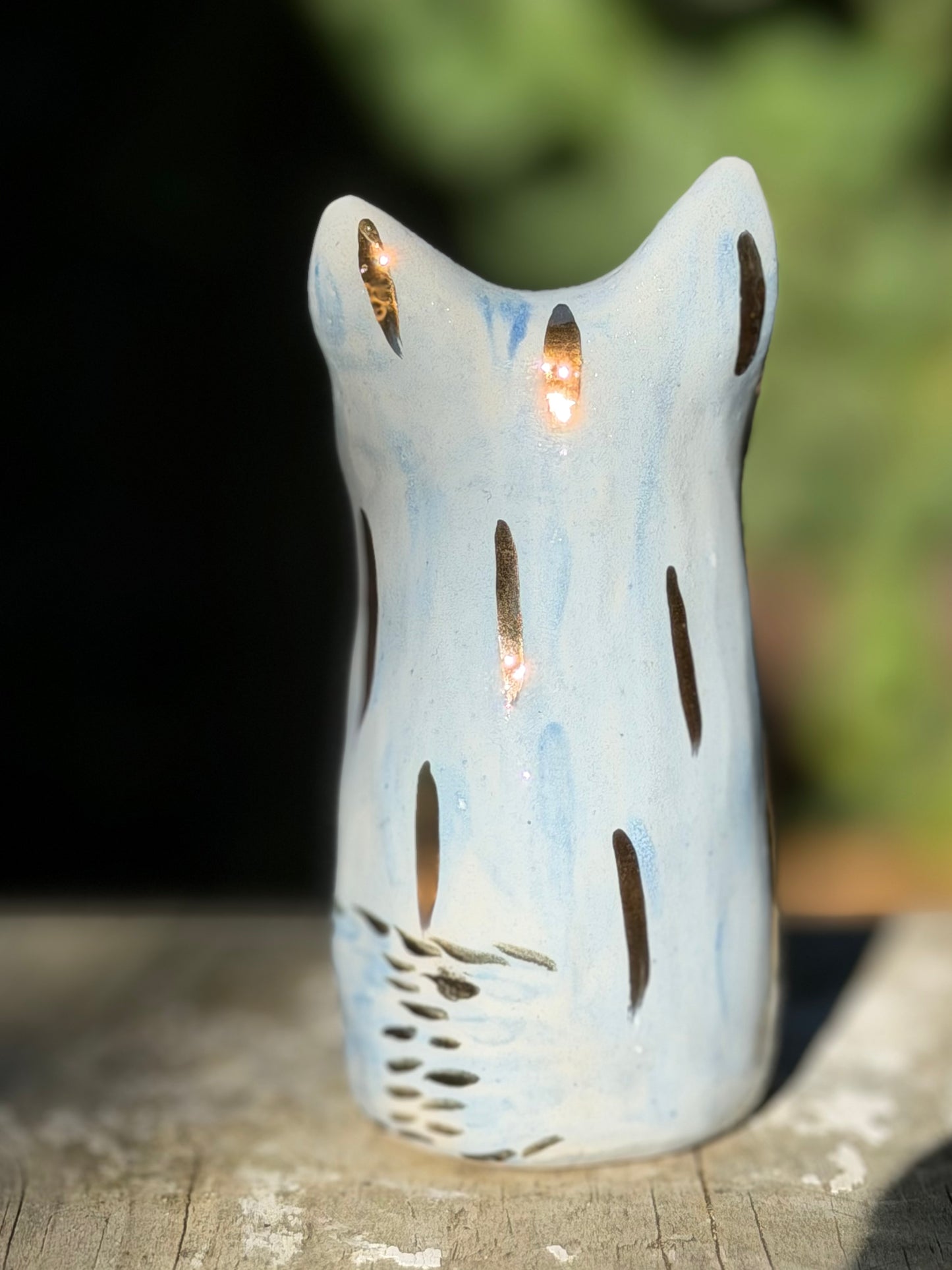 Lennie Blob - Shy blue with gold (small)