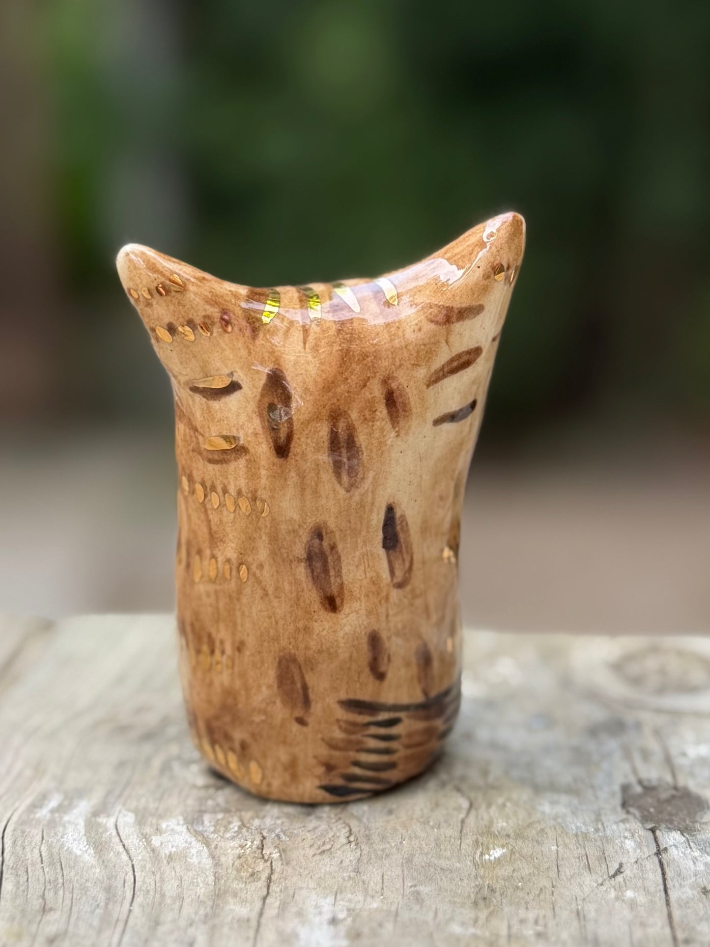 Yuki Blob – Sunbathing Tabby Blob with gold (Small)