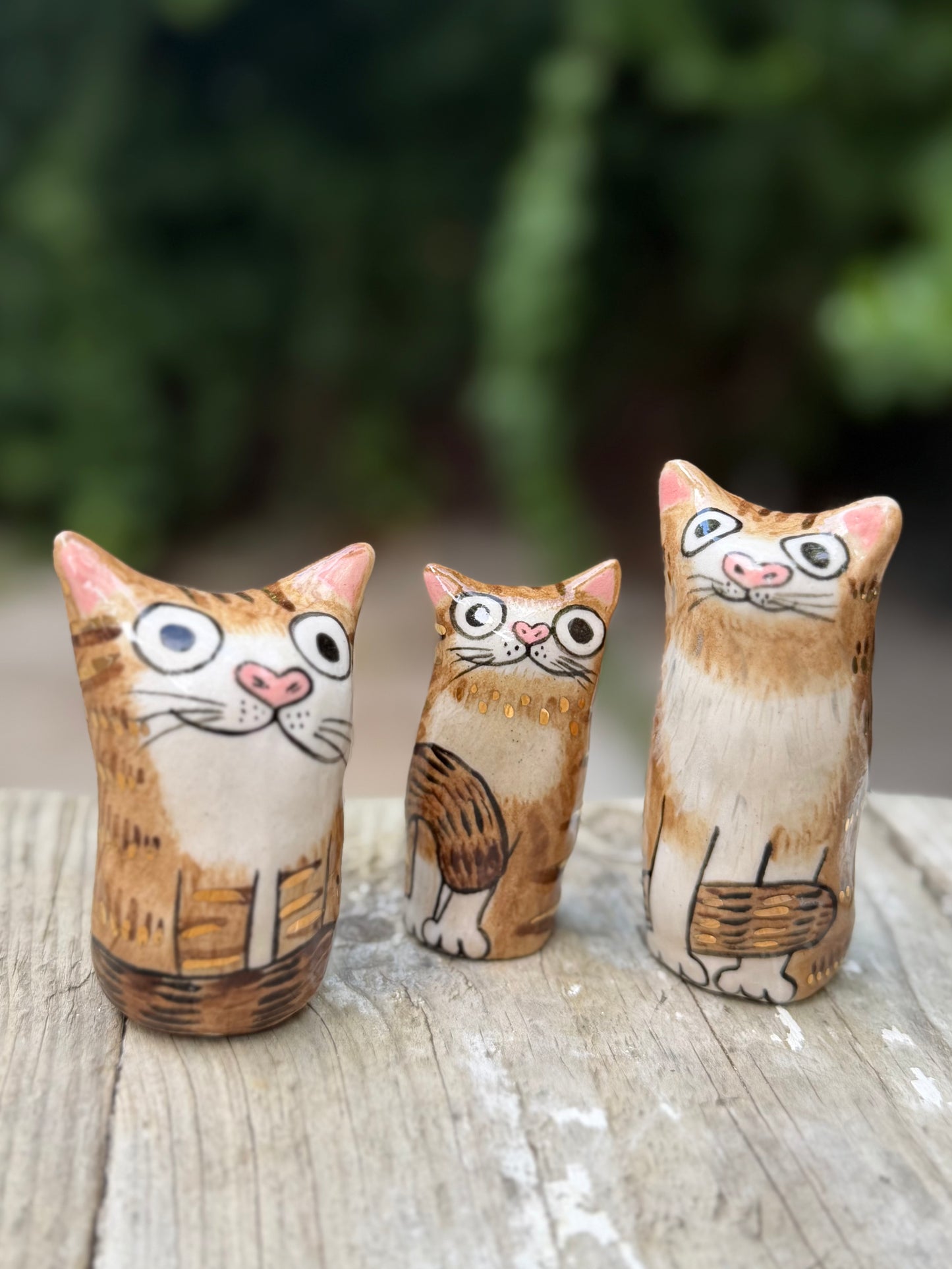 Yuki Blob – Mischievous Napper Tabby Blob with gold (Extra small)