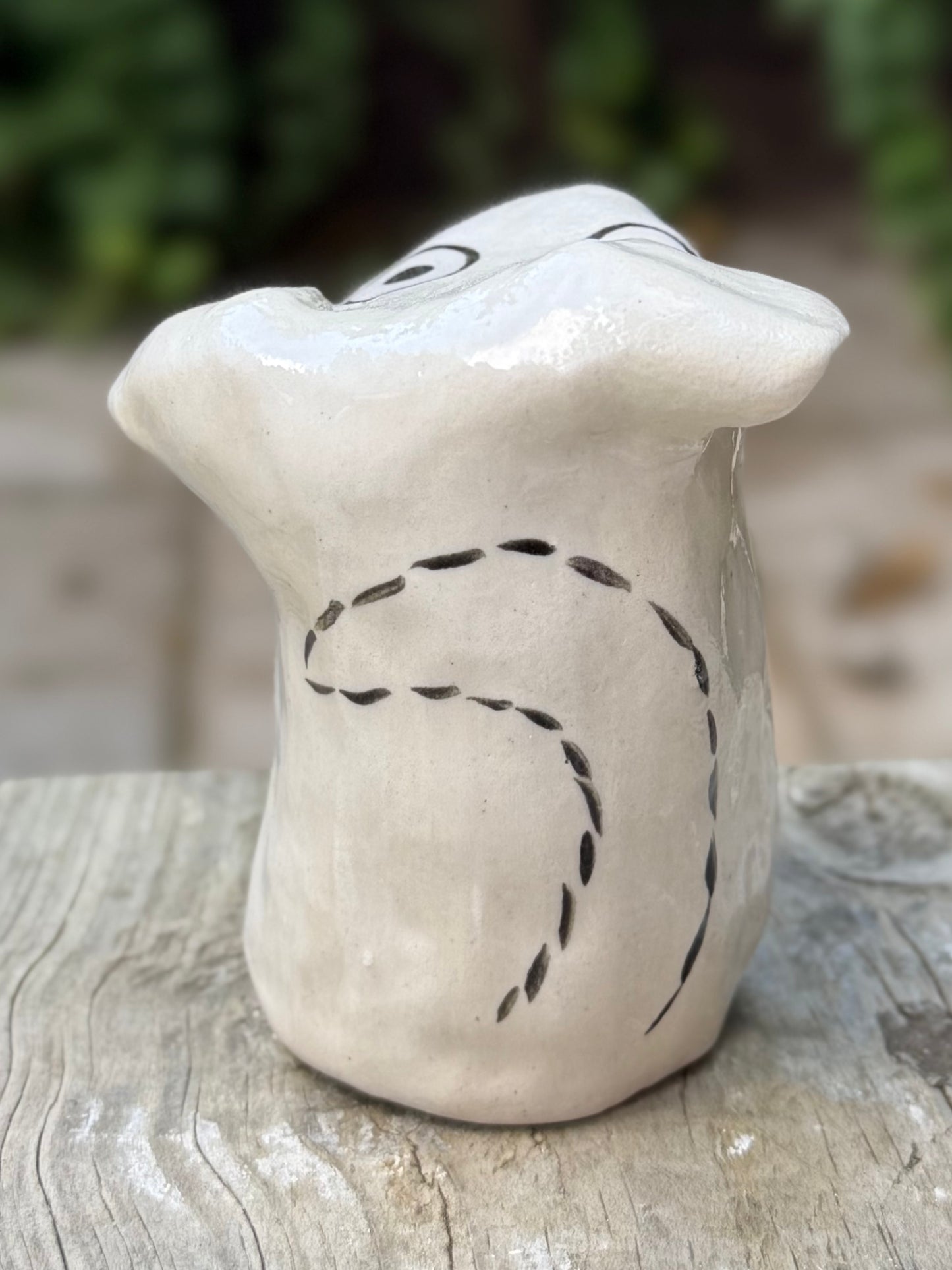 Listener Labrador Blob Dog – The Loyal Listener (Medium)