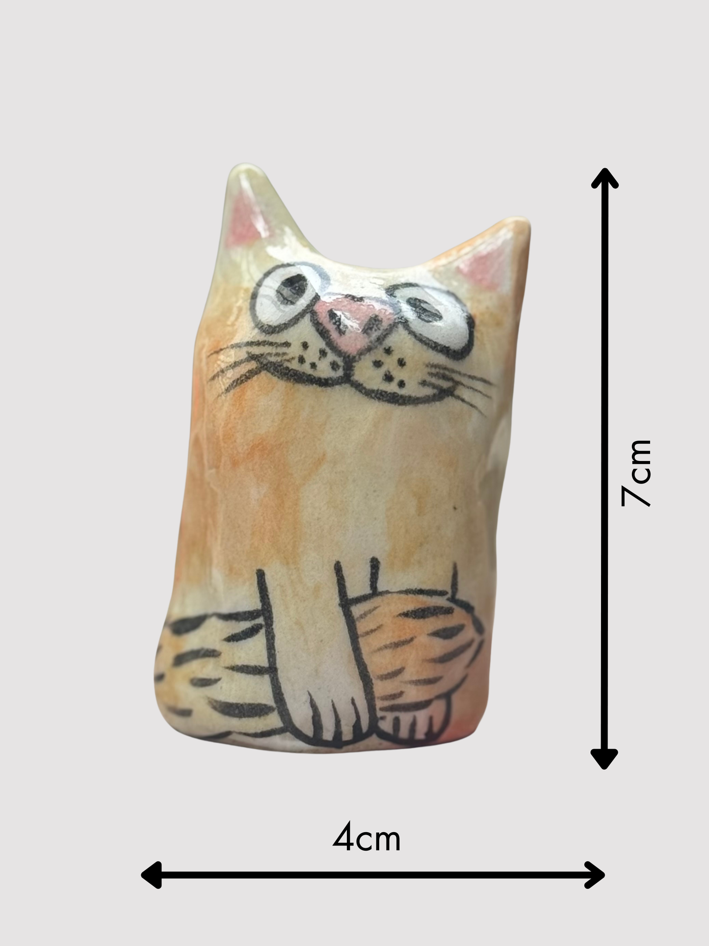 Yuki Blob – Curious Observer Tortie Blob (Medium)